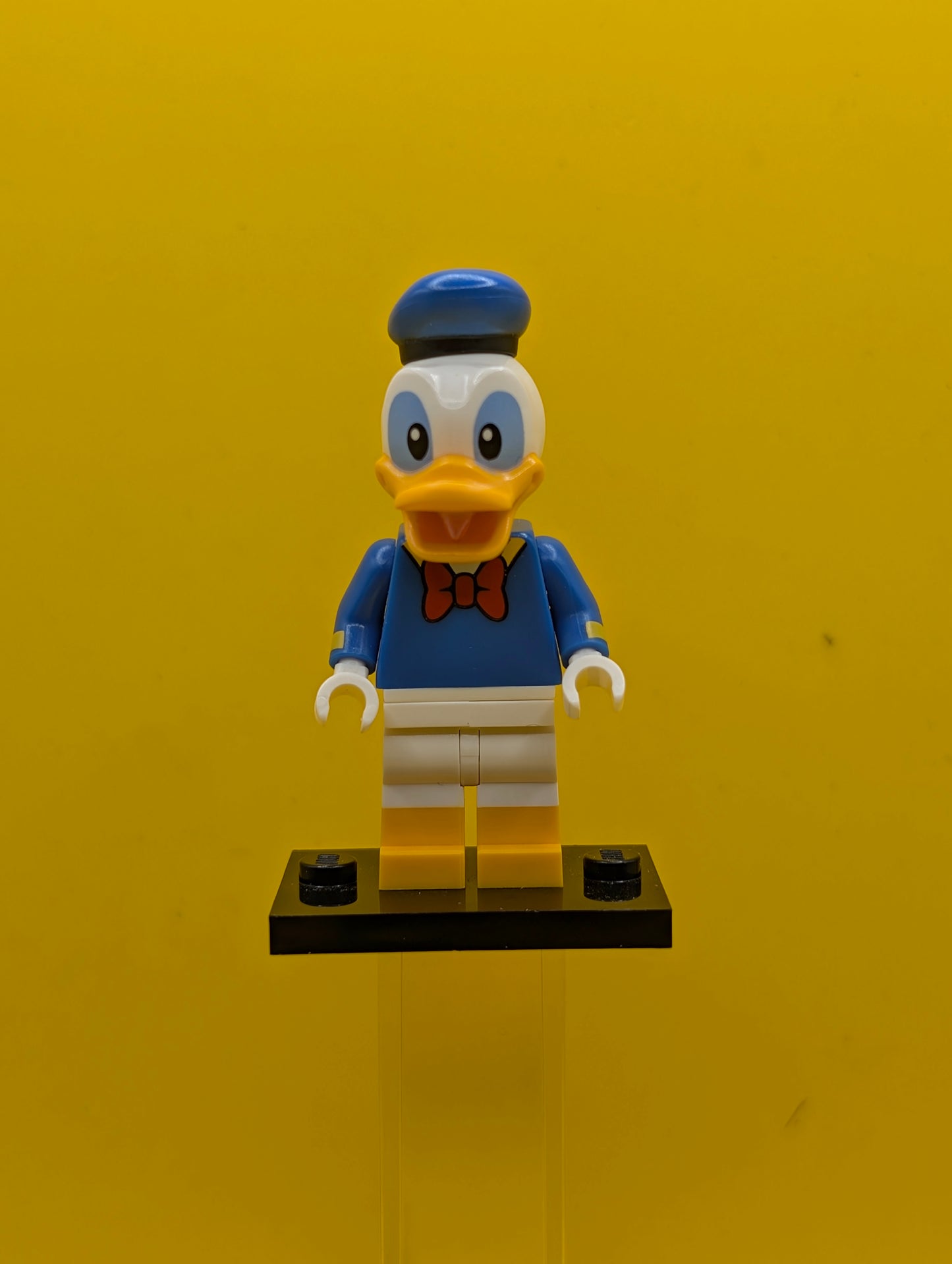 Donald Duck coldis-10 Disney, Series 1 (Complete Set with Stand and Accessories) CMF Lego Minifigure