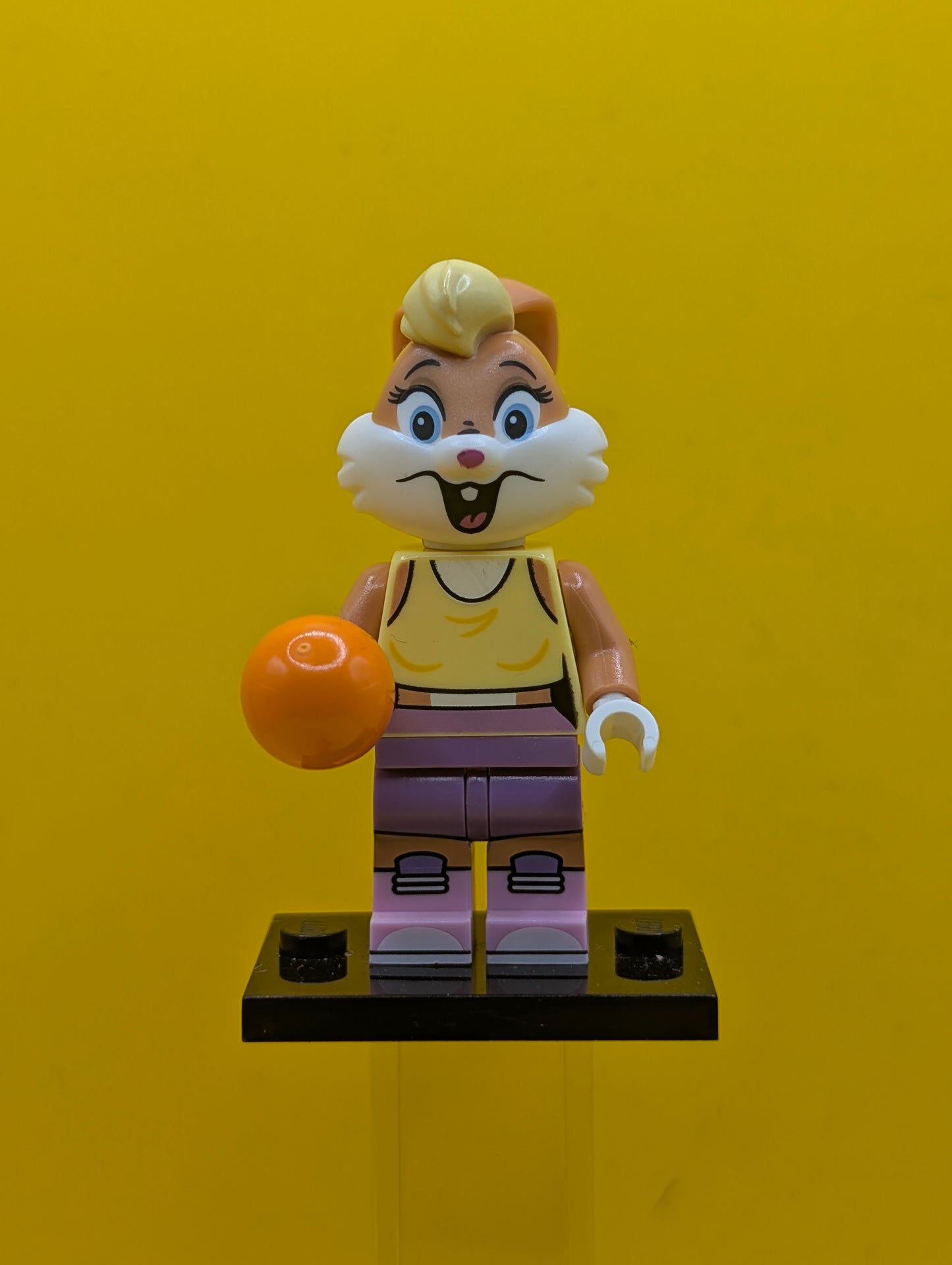 Lola Bunny collt-1 (Complete Set with Stand and Accessories) CMF Lego Minifigure