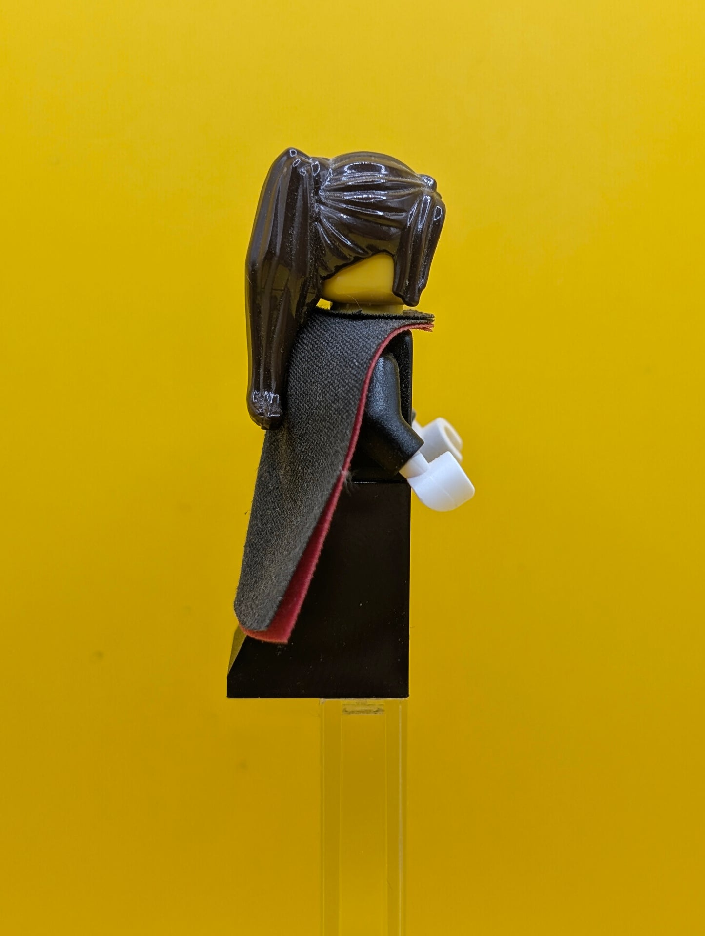 Caroler hol001 Female Holiday Lego Minifigure