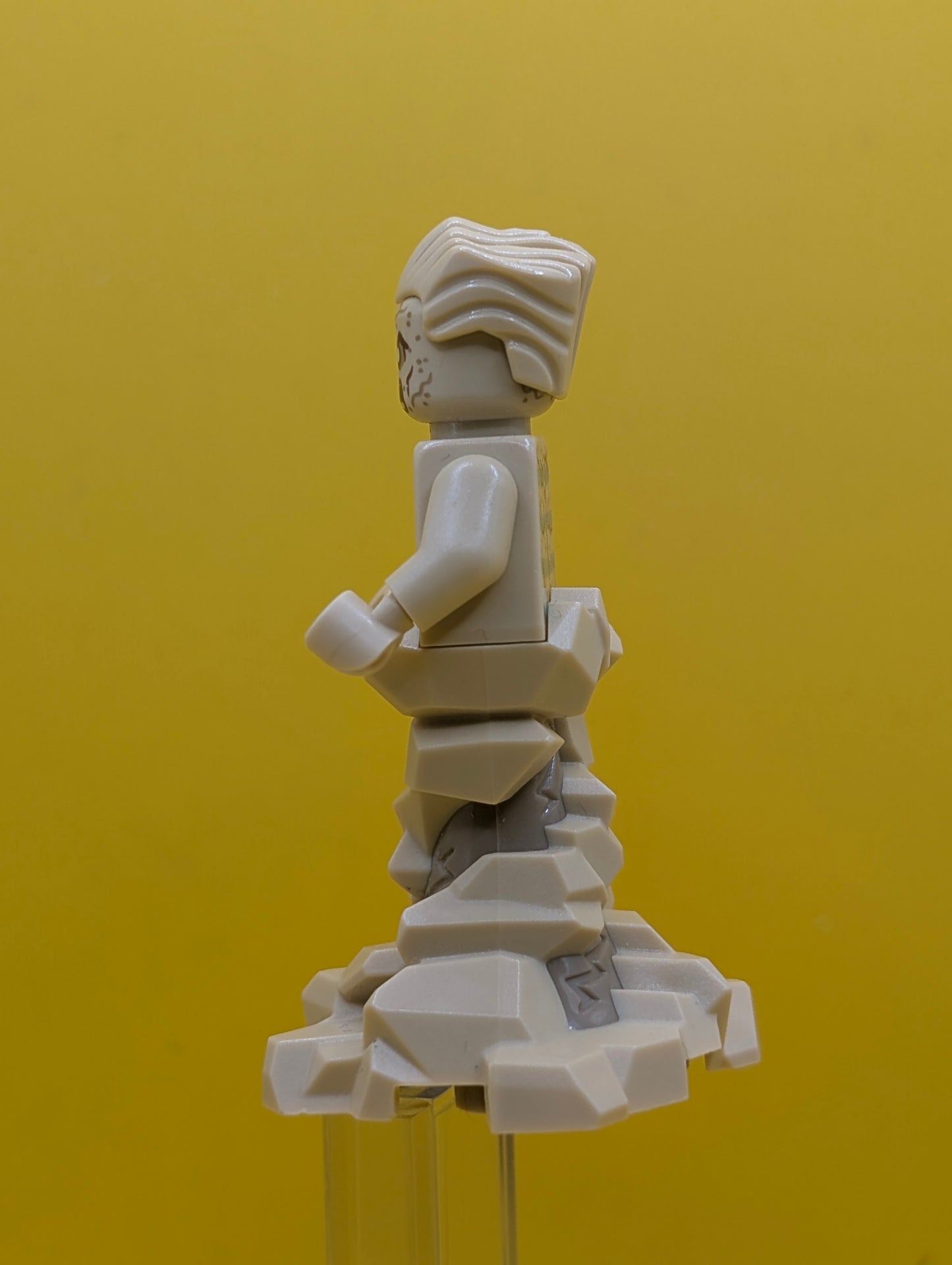 Sandman sh0537 Tan Sand Form with Swirling Base Marvel Minifigure