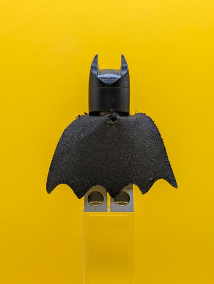 Batman bat001 Light Bluish Gray Suit, Black Mask Dc Lego Minifigure