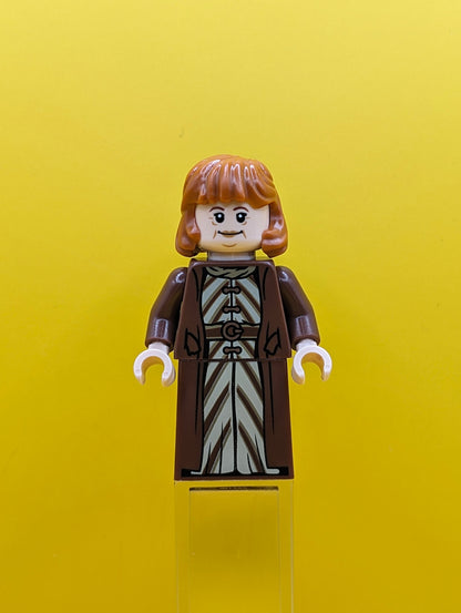 Molly Weasley hp423 Reddish Brown Coat Minifigure Lego