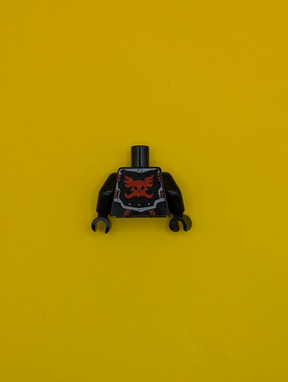 973pb1643c01 Torso Chima Silver Armor, Muscles, Bone Necklace, Red Winged Skull Emblem and Blue Round Jewel (Chi) Pattern / Black Arms / Black Hands Lego Part
