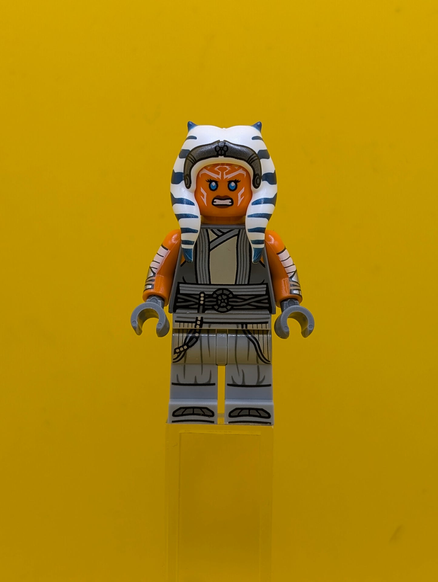 Ahsoka Tano (Adult) sw1354 Printed Arms, Light Bluish Gray Legs Star Wars Lego Minifigure