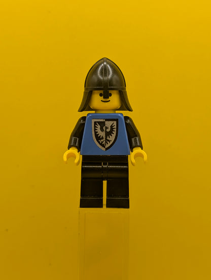 Black Falcon cas101a Black Legs, Black Neck-Protector, Shield Bottom Round (Vintage) Castle Lego Minifigure