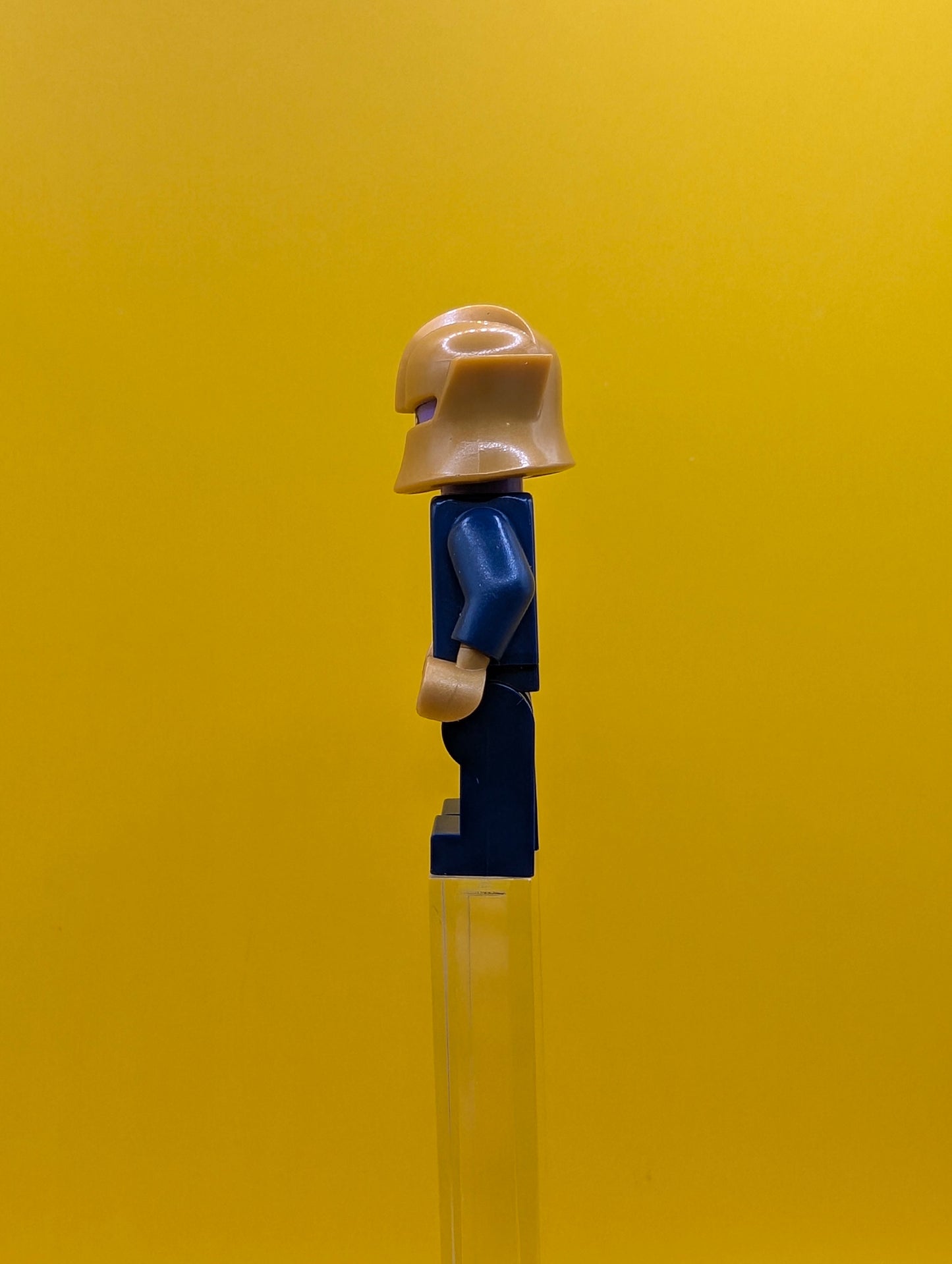 Thanos sh0613 Dark Blue Legs Printed Dark Blue Arms Pearl Gold Helmet Minifigure Lego