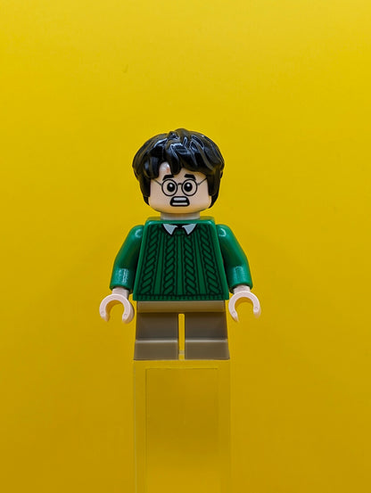 Harry Potter hp475 Green Sweater, Dark Tan Short Legs Minifigure Lego