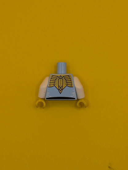 Torso Chima Muscles Outline and Gold Belt and Shoulder Plate Pattern Front and Back / White Arms / Yellow Hands 973pb1301c01 Lego