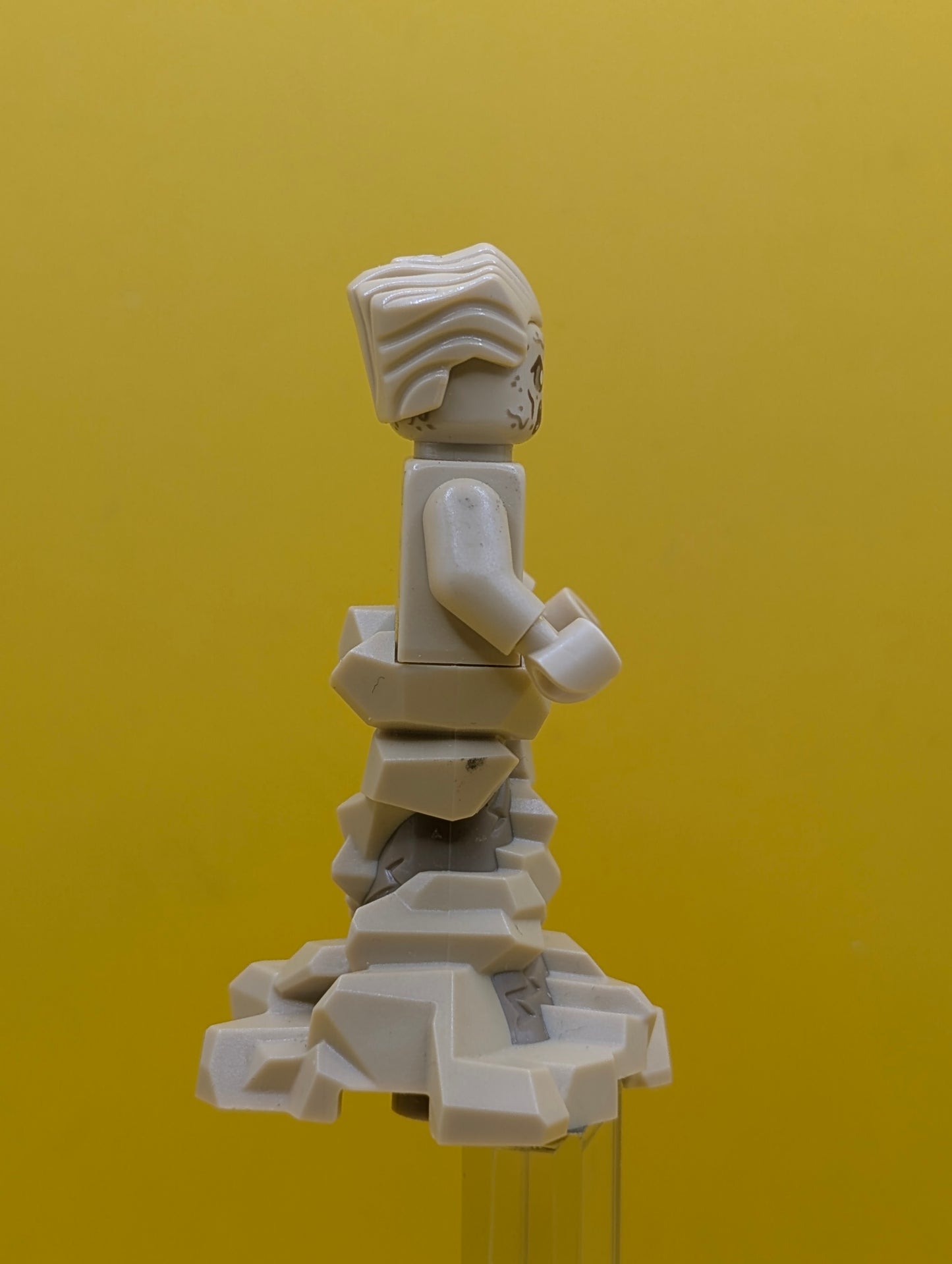 Sandman sh0537 Tan Sand Form with Swirling Base Marvel Minifigure