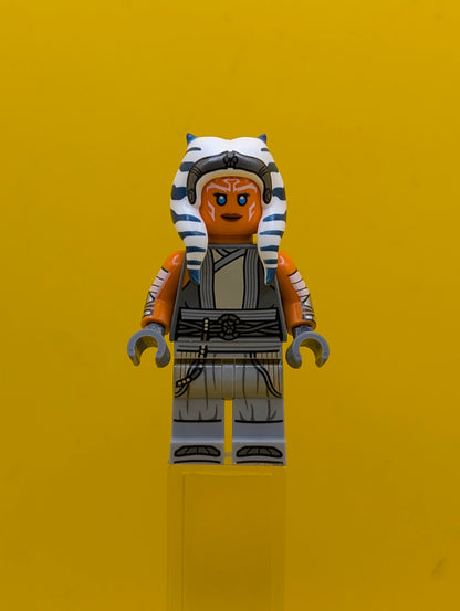 Ahsoka Tano (Adult) sw1354 Printed Arms, Light Bluish Gray Legs Star Wars Lego Minifigure