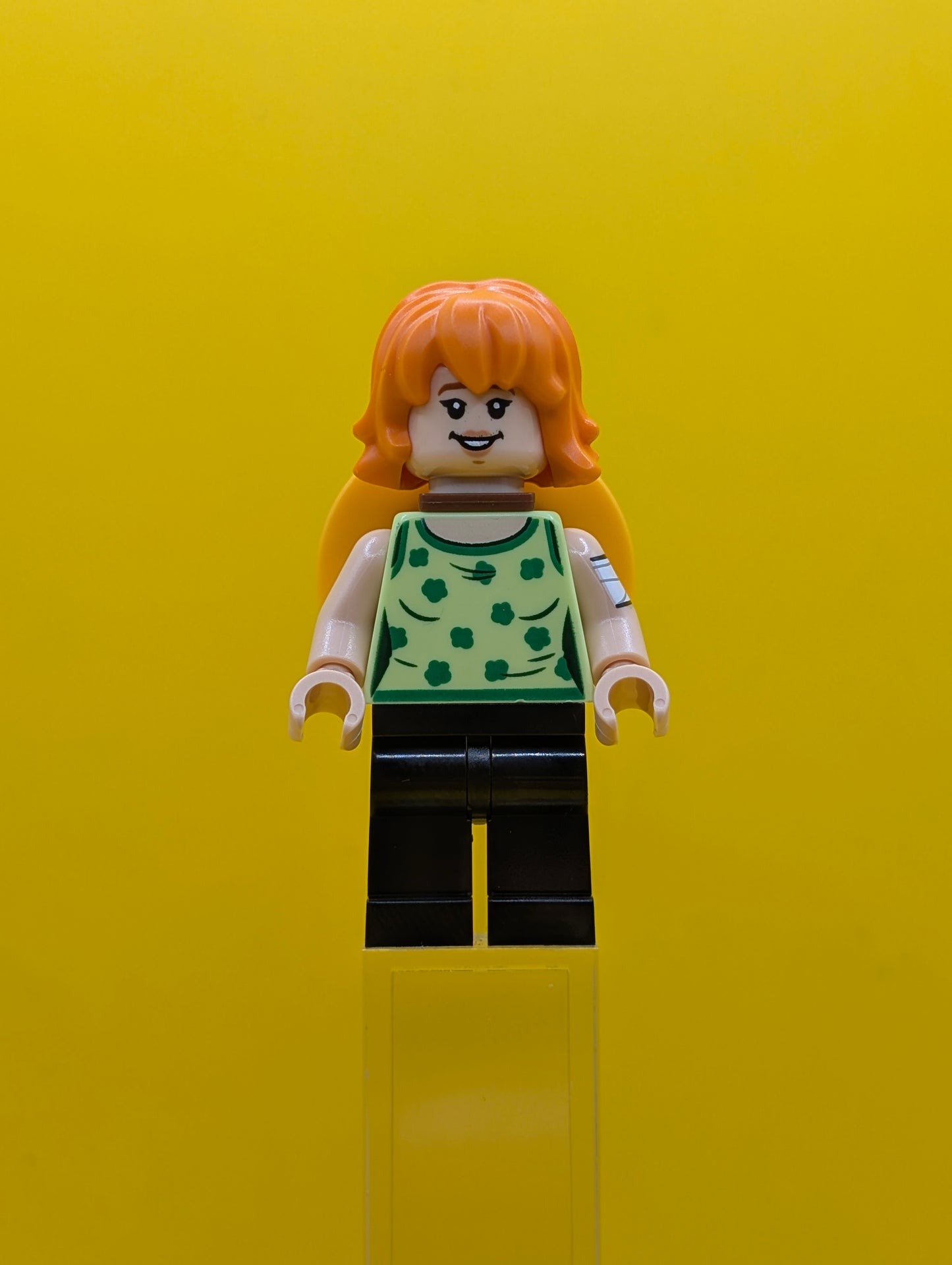 Nami op010 Green Shirt One Piece Lego Minifigure
