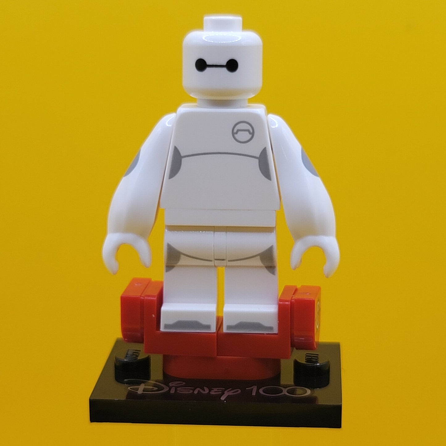 Baymax coldis100-17 Disney 100 CMF Minifigure Lego (Complete Set, with stand and accessories)