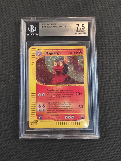 #H16/H32 Magcargo-Holo Skyridge Beckett 7.5