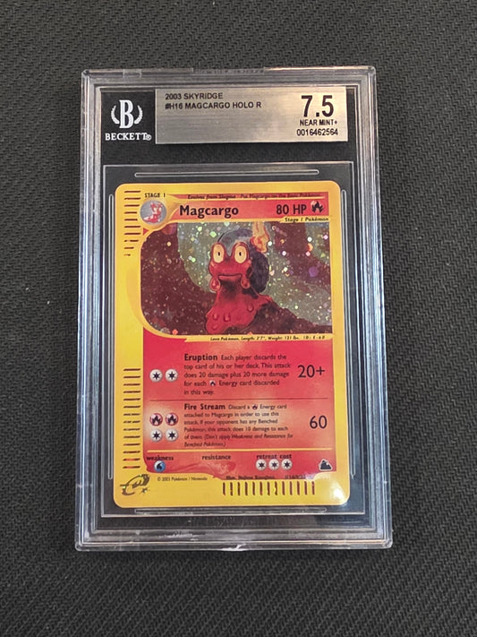 #H16/H32 Magcargo-Holo Skyridge Beckett 7.5
