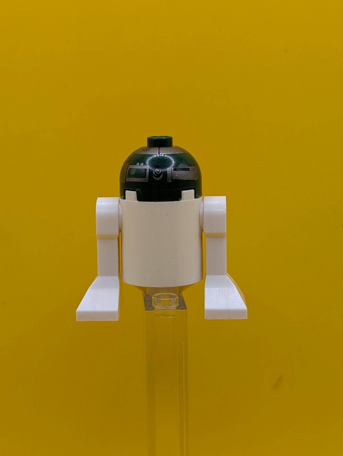 R4-P44 sw0267 2 Black Rectangles on Front Star Wars Lego Minifigure
