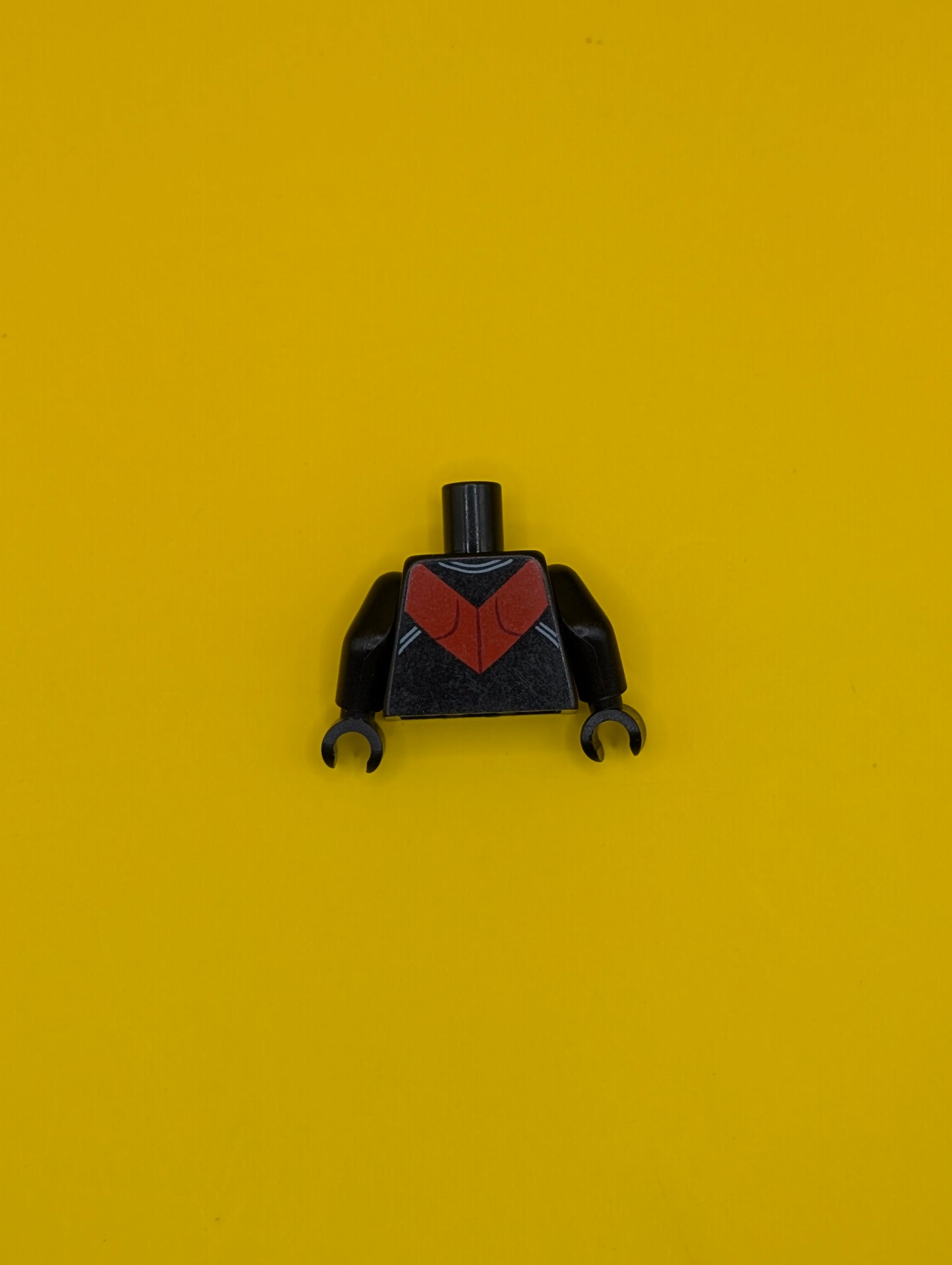 Torso Batman Nightwing Red V Logo and Muscles Pattern / Black Arms / Black Hands 973pb1645c01 Lego
