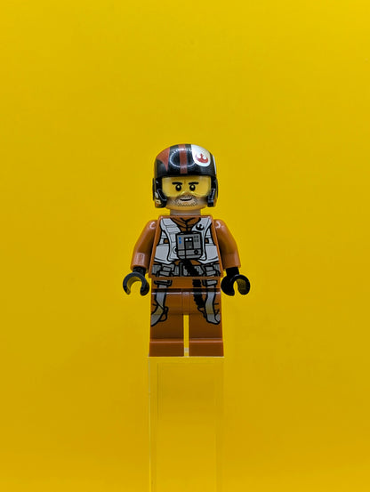 Poe Dameron sw0658 Pilot Jumpsuit Star Wars Minifigure Lego