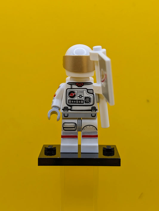 Astronaut col15-2 Series 15 (Complete Set with Stand and Accessories) CMF Lego Minifigure
