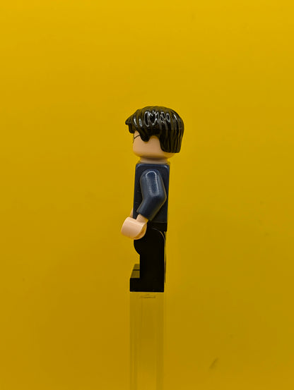 Harry Potter hp346 Dark Blue Open Jacket over Gryffindor Cardigan Sweater, Black Legs Harry Potter Lego Minifigure