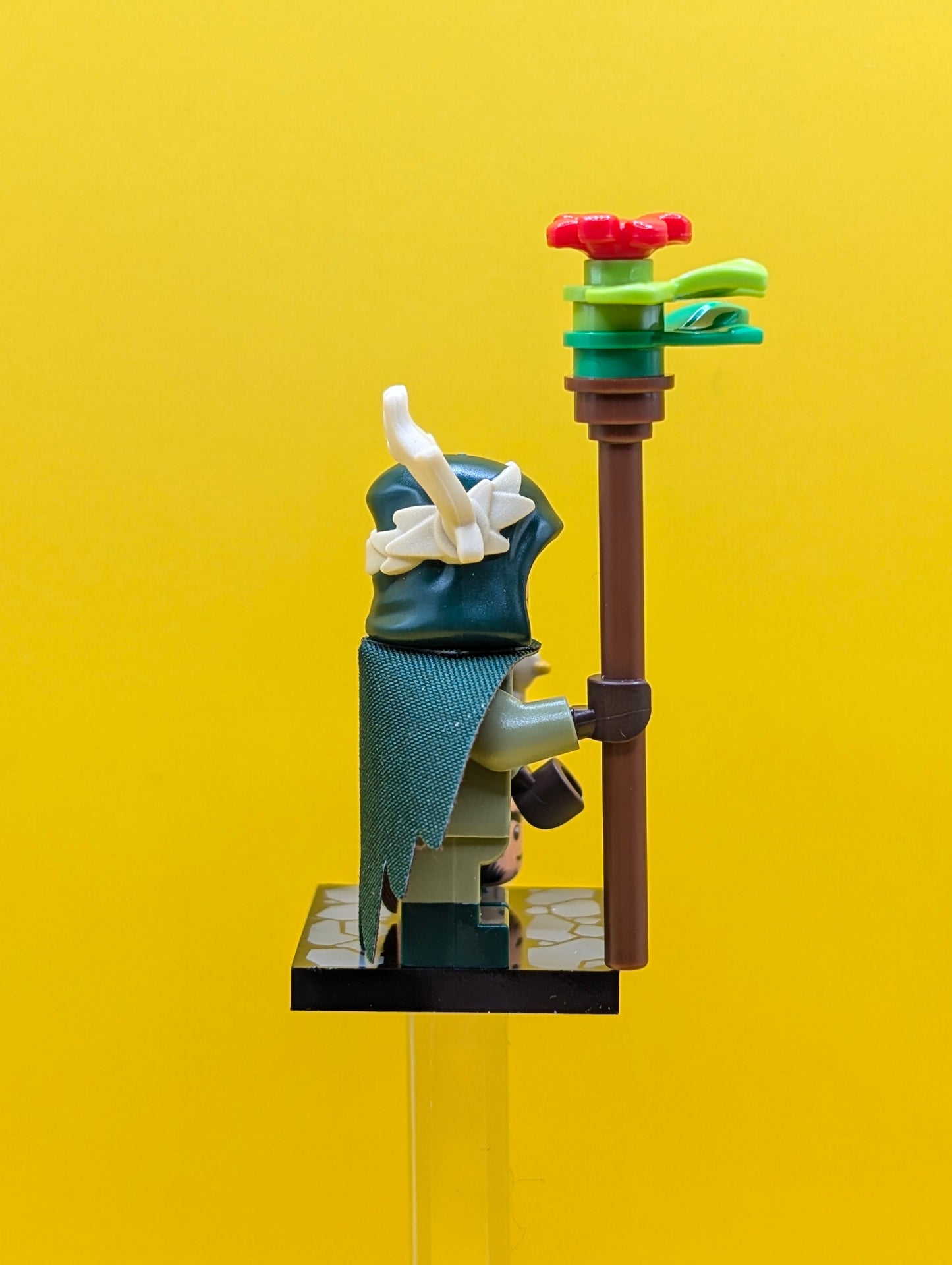 Halfling Druid coldnd-5 Dungeons and Dragons CMF Minifigure Lego