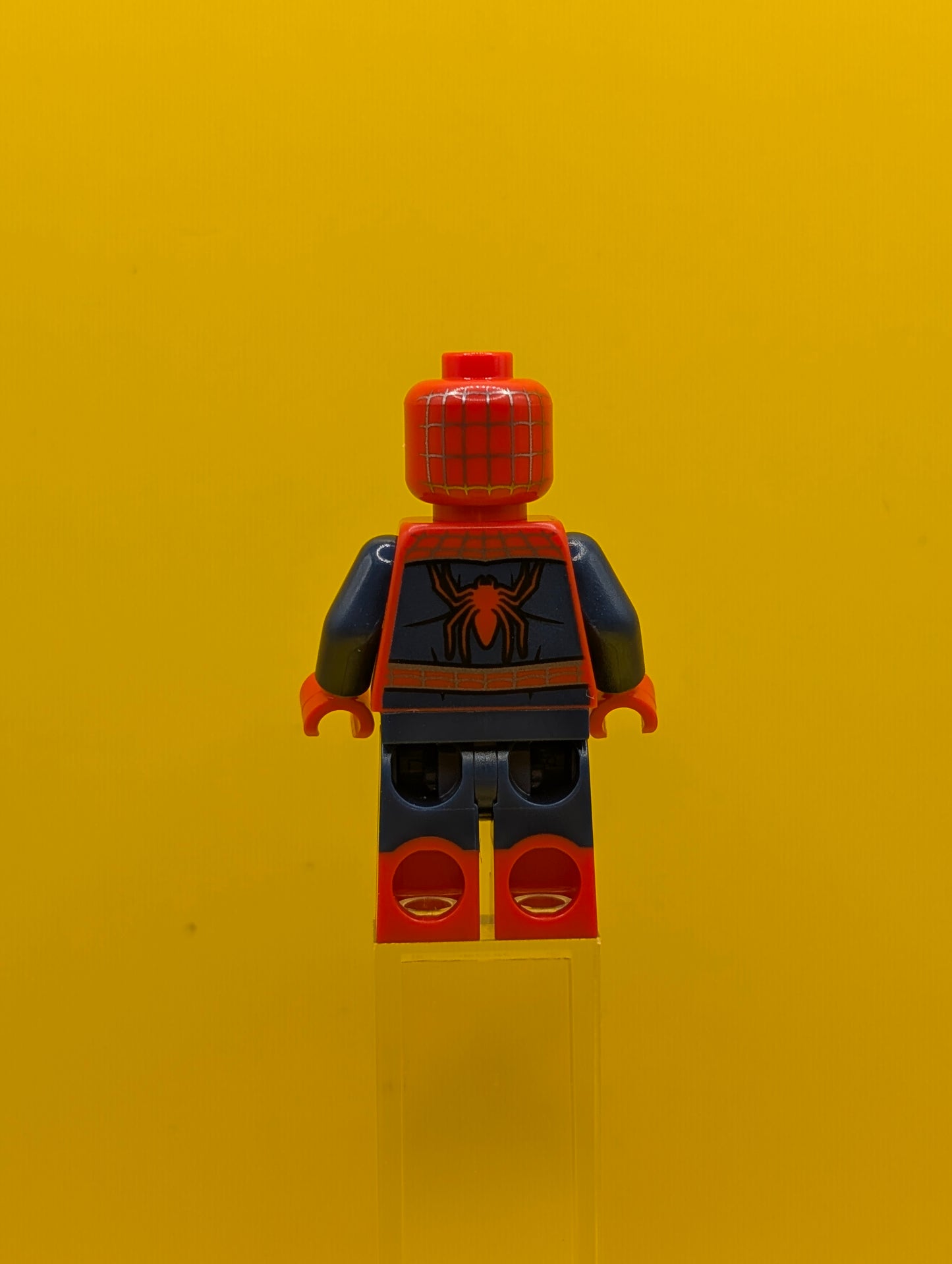 Spider-Man sh1057 Dark Blue Arms and Legs, Red Boots, Silver Webbing, Light Nougat Costume Tears Marvel Lego Minifigure
