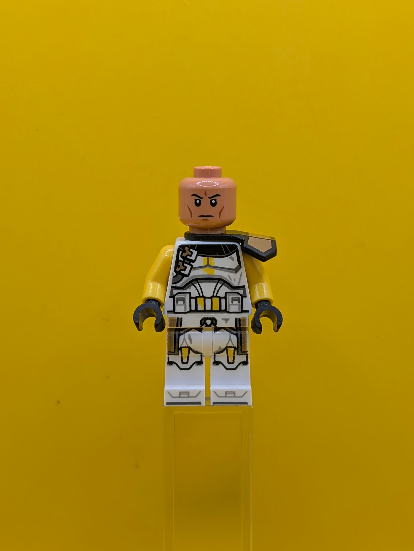 Clone Trooper sw1422 327th Star Corps (Phase 2) - Nougat Head Star Wars Lego Minifigure