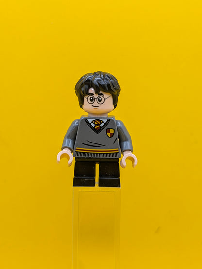 Harry Potter hp265 Gryffindor Sweater with Crest, Black Short Legs Harry Potter Lego Minifigure