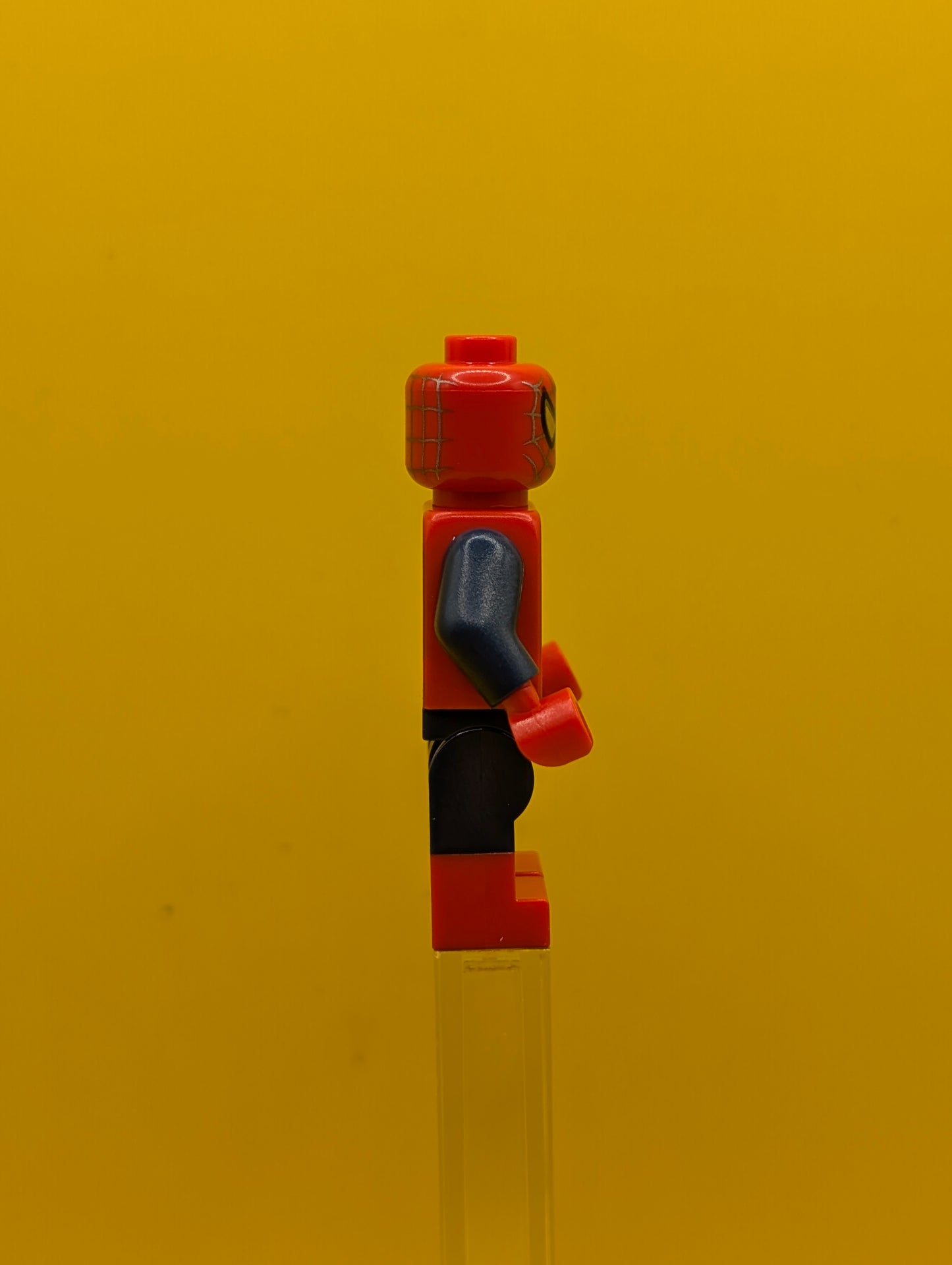 Spider-Man sh1057 Dark Blue Arms and Legs, Red Boots, Silver Webbing, Light Nougat Costume Tears Marvel Lego Minifigure