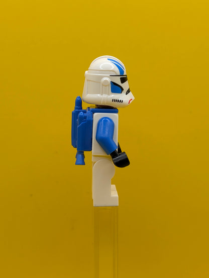 Clone Jet Trooper sw1093 501st Legion (Phase 2) - Nougat Head Star Wars Lego Minifigure