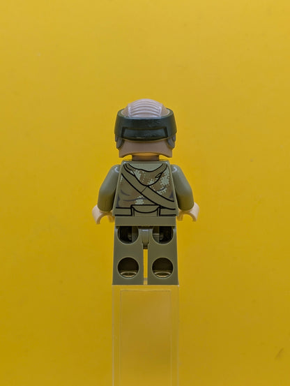 Endor Rebel Trooper 1 sw0645 (Olive Green) Star Wars Lego Minifigure