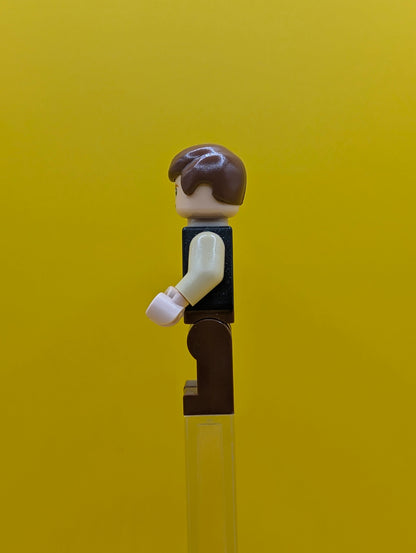 Han Solo sw0179a Light Nougat, Black Vest (2010) Star Wars Lego Minifigure