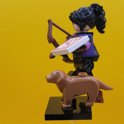 Kate Bishop Marvel Studios Series 2 CMF Minifigure Lego (Complete Set, with stand and accessories colmar2-7