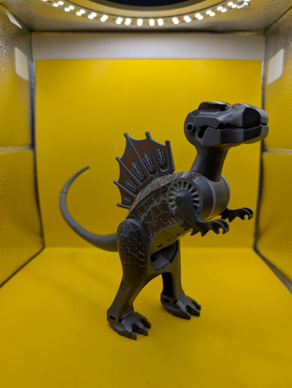 Dinosaur Spinosaurus spino01 with Dark Gray and Dark Red Scales Jurassic Park Lego Minifigure