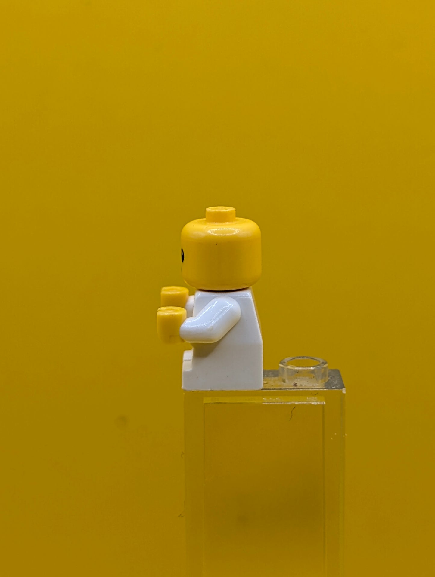 Baby cty0668 White Body with Yellow Hands City Lego Minifigure