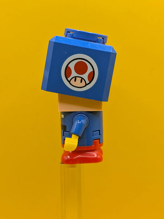 Blue Toad mar0215 Pit Crew Uniform Super Mario Lego Minifigure