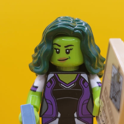 She-Hulk Marvel Studios Series 2 CMF Minifigure Lego (Complete Set, with stand and accessories colmar2-5
