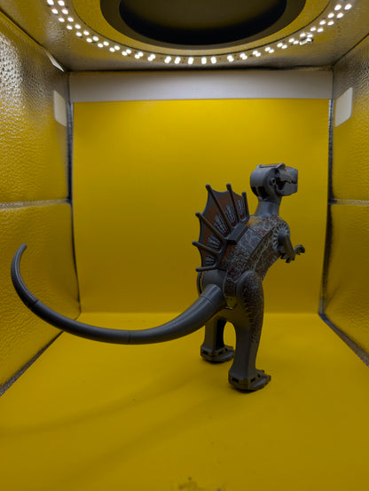 Dinosaur Spinosaurus spino01 with Dark Gray and Dark Red Scales Jurassic Park Lego Minifigure