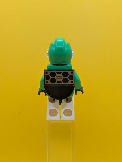 Astronaut cty1753 Female, White Spacesuit with Bright Green Arms, Bright Green Helmet, Trans-Clear Visor, Bright Green Harness with Solar Panel, Closed Mouth City Lego Minifigure