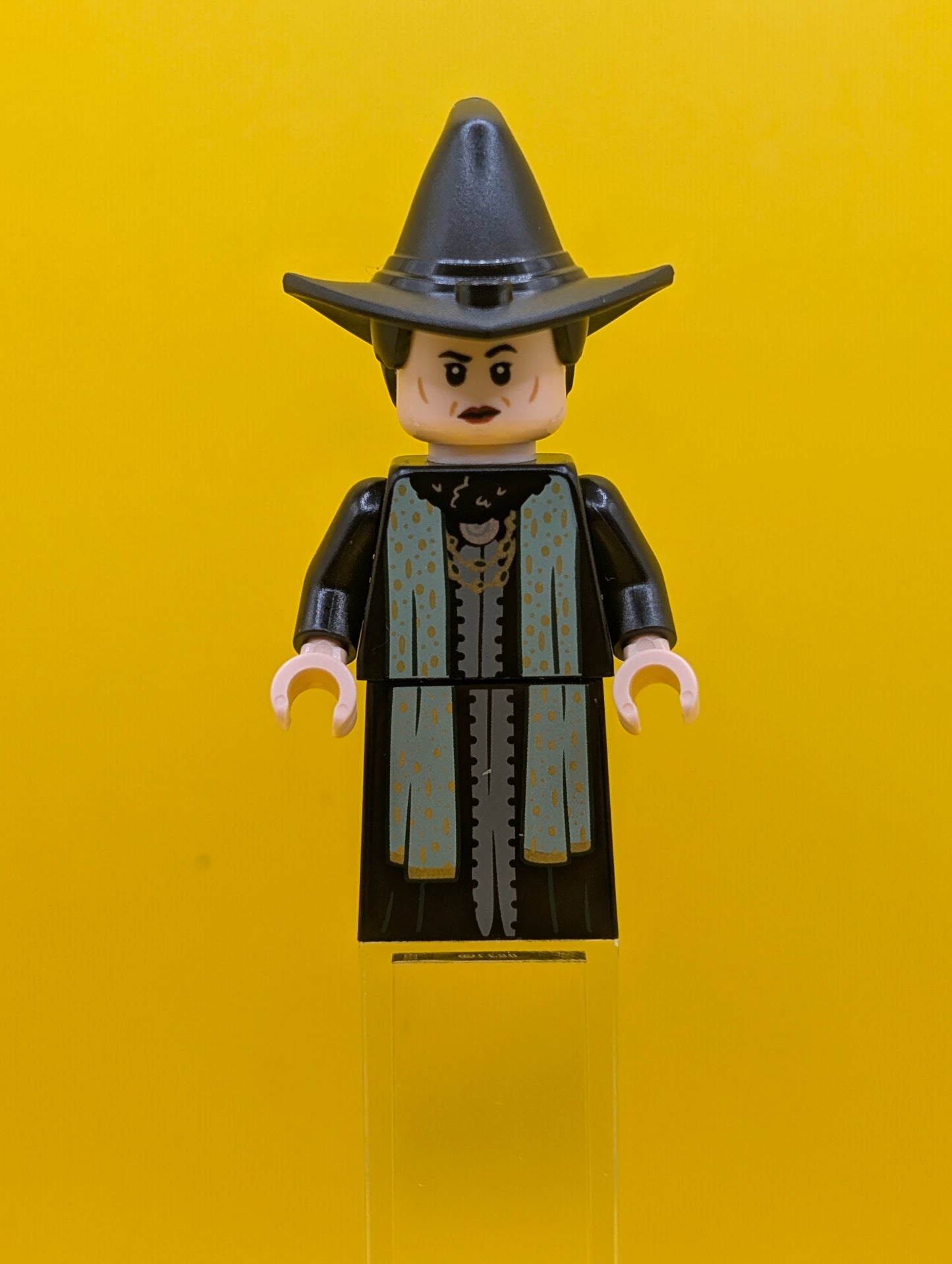 Madam Irma Pince hp355 Harry Potter Lego Minifigure