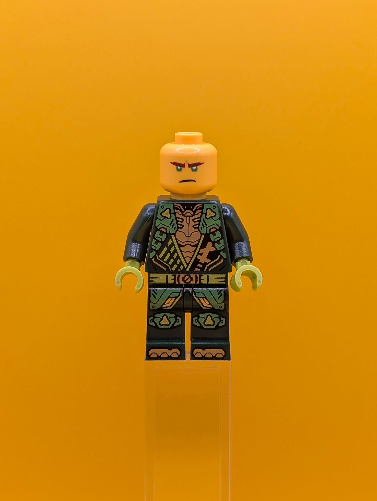 Lloyd njo928 Dragons Rising, Tunic Ninjago Lego Minifigure
