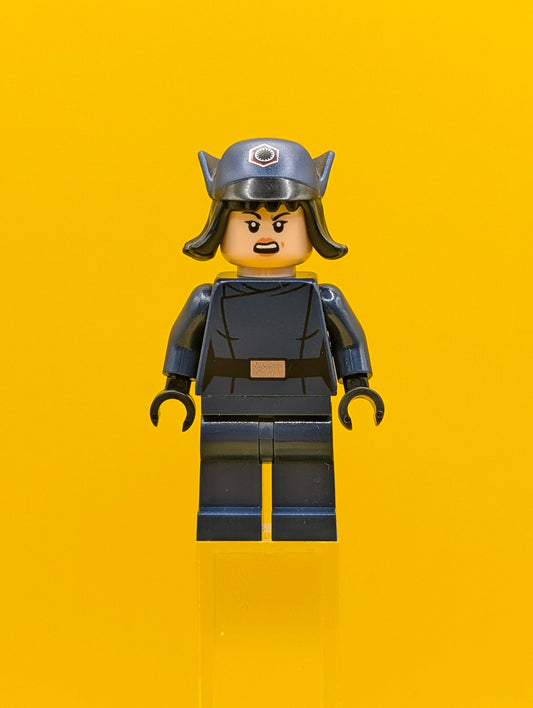 Rose Tico sw0901 First Order Officer Disguise Star Wars Minifigure Lego