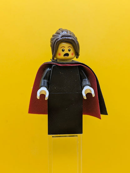 Caroler hol001 Female Holiday Lego Minifigure