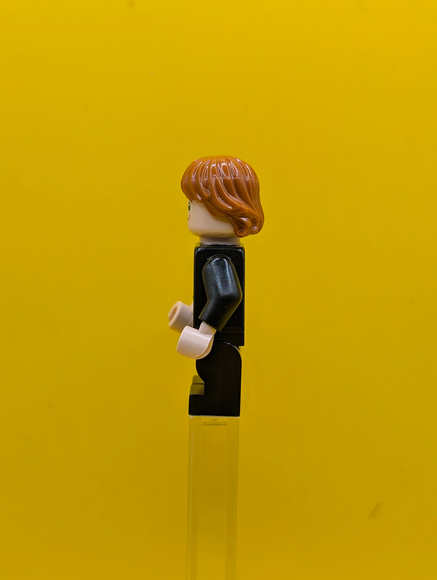 Ron Weasley hp416 Gryffindor Robe Clasped, Black Medium Legs, Sleeping / Awake Harry Potter Lego Minifigure