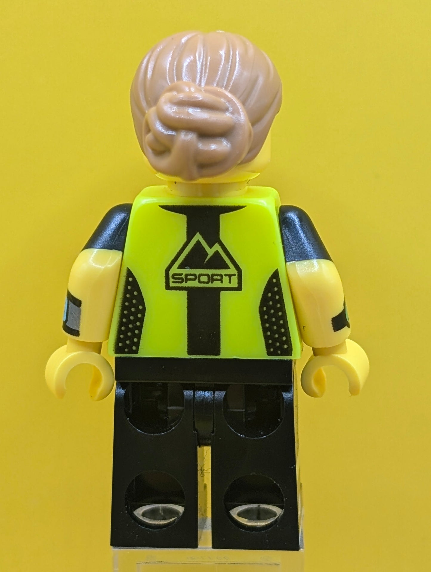 Football Referee col411 Series 24 (minifigure only without stand or accessories) CMF Minifigure Lego
