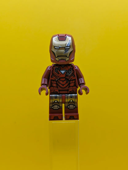 Iron Man sh0923 Mark 6 Armor, Large Helmet Visor, Battle Damage Marvel Lego Minifigure