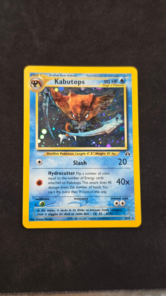 Kabutops #6/75 -Neo Discovery