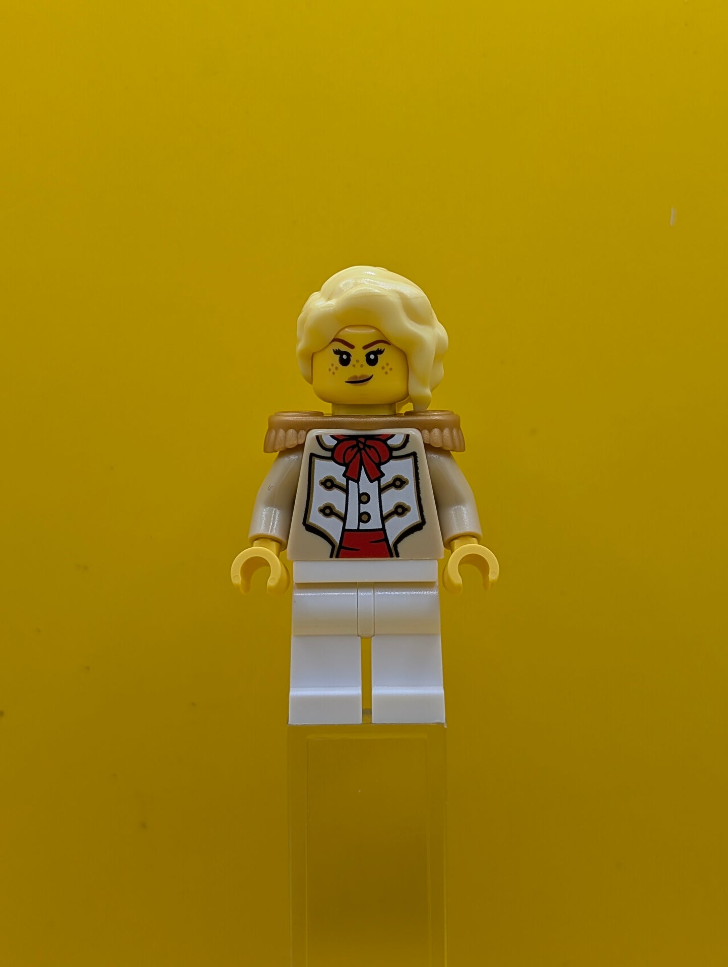 Camilla idea228 Admiral's Daughter, Tan Coat, White Legs, Pearl Gold Epaulettes Lego Ideas Minifigure
