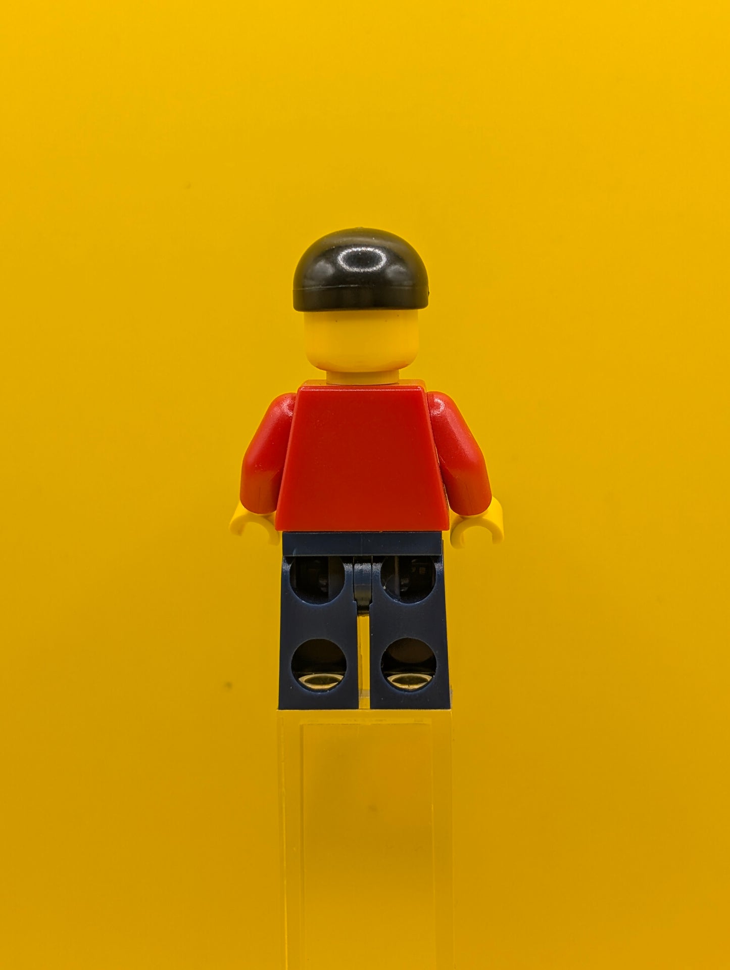 Post Office twn145 White Envelope and Stripe, Dark Blue Legs, Black Short Bill Cap City Lego Minifigure