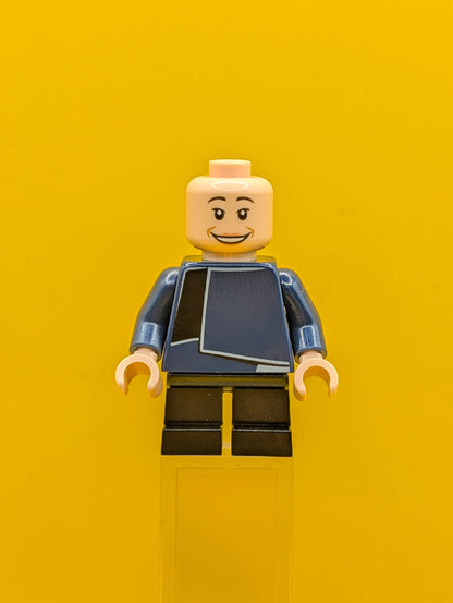 Edna Mode coldis2-17 The Incredibles Disney CMF Lego Minifigure (Complete with Stand and Accessories)