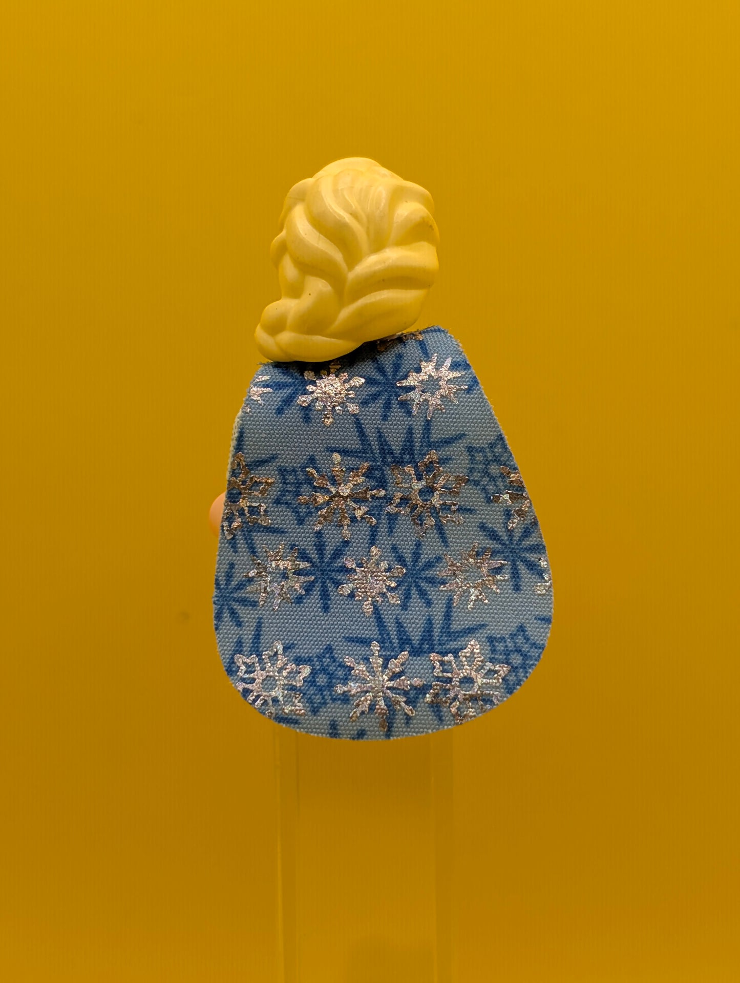 Elsa dis032 Disney, Series 2 (Minifigure Only without Stand and Accessories) Cmf Lego Minifigure